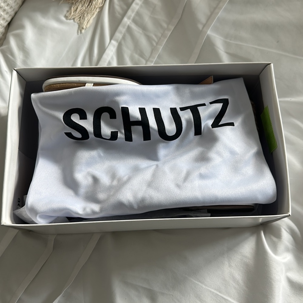Schutz Narah Mid sandal in white - Picture 7 of 7